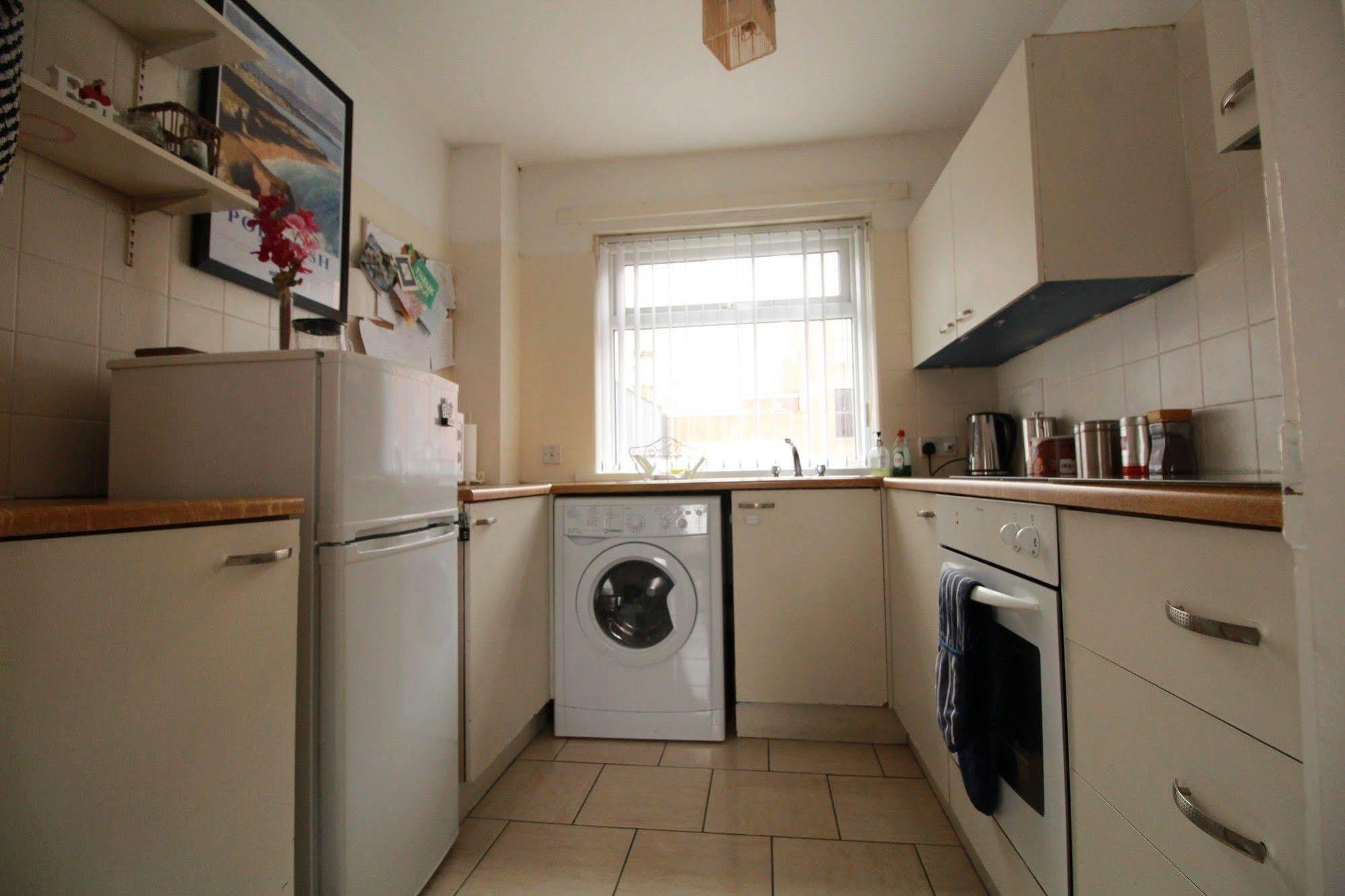 בלפסט Perfect Central City Location - Parking - 3 Beds - 2 Bedrooms מראה חיצוני תמונה